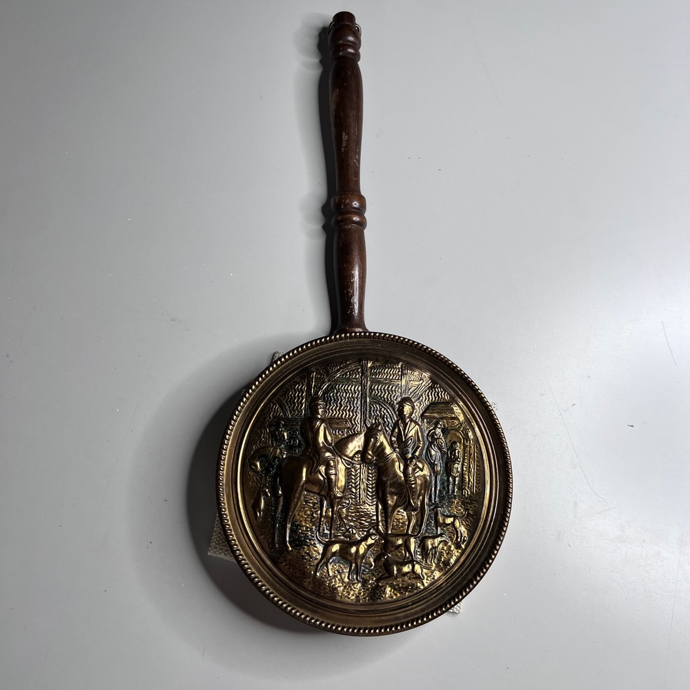 Vintage Made in England Brass Silent Butler Crumb Pan Fox Hunt Scene Wood Handle